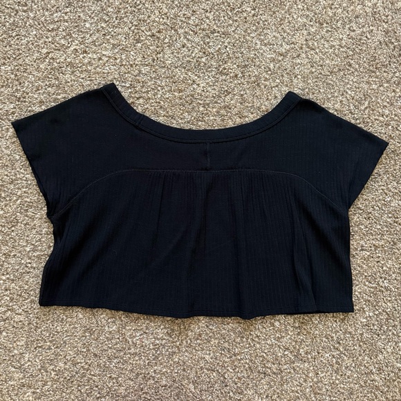 [Size: M] Free People Movement Crop Tee - Picture 2 of 3